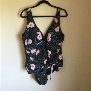 Torrid swim suit, size 3. #13